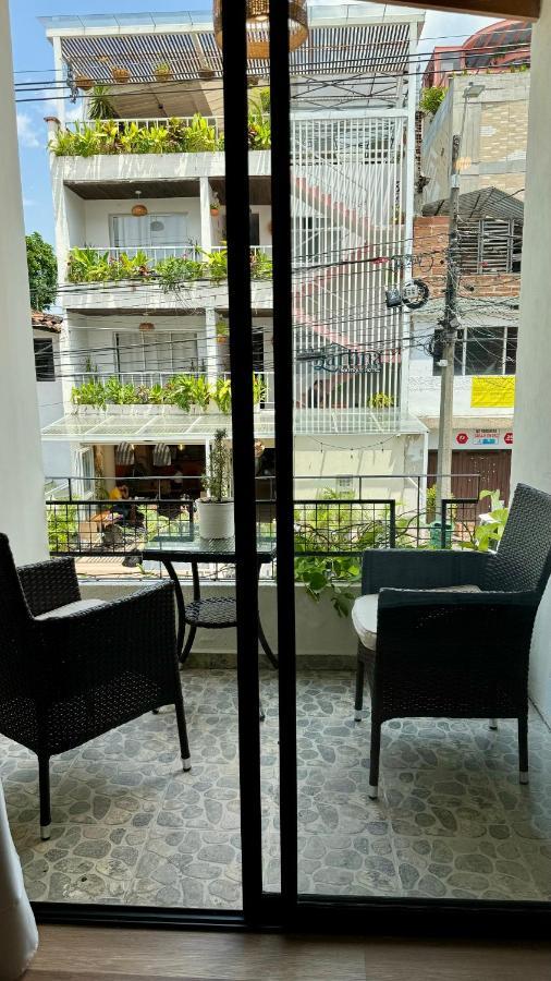 Luum Casa Hotel Manila 메딜린 외부 사진