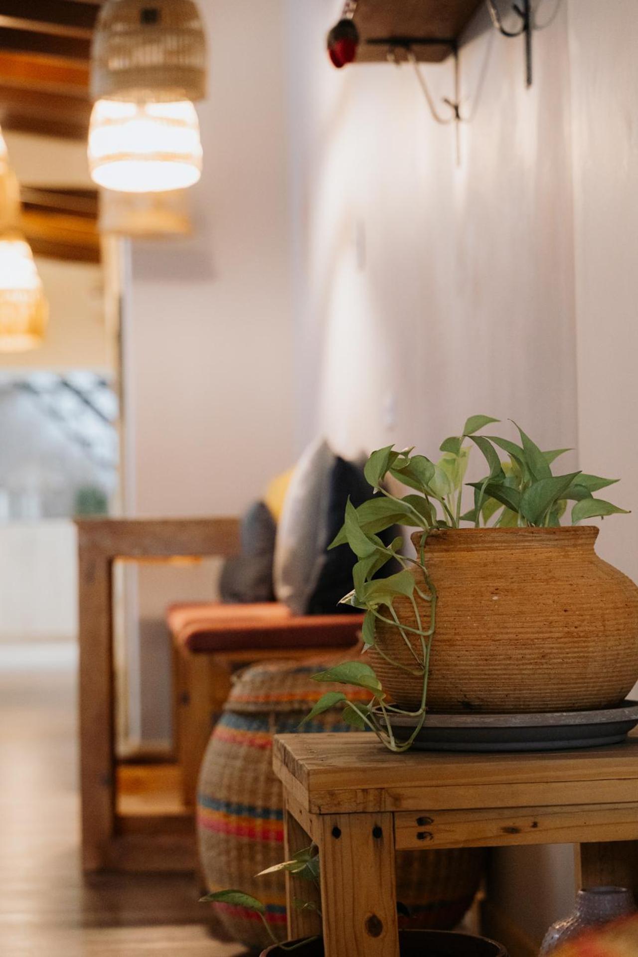 Luum Casa Hotel Manila 메딜린 외부 사진